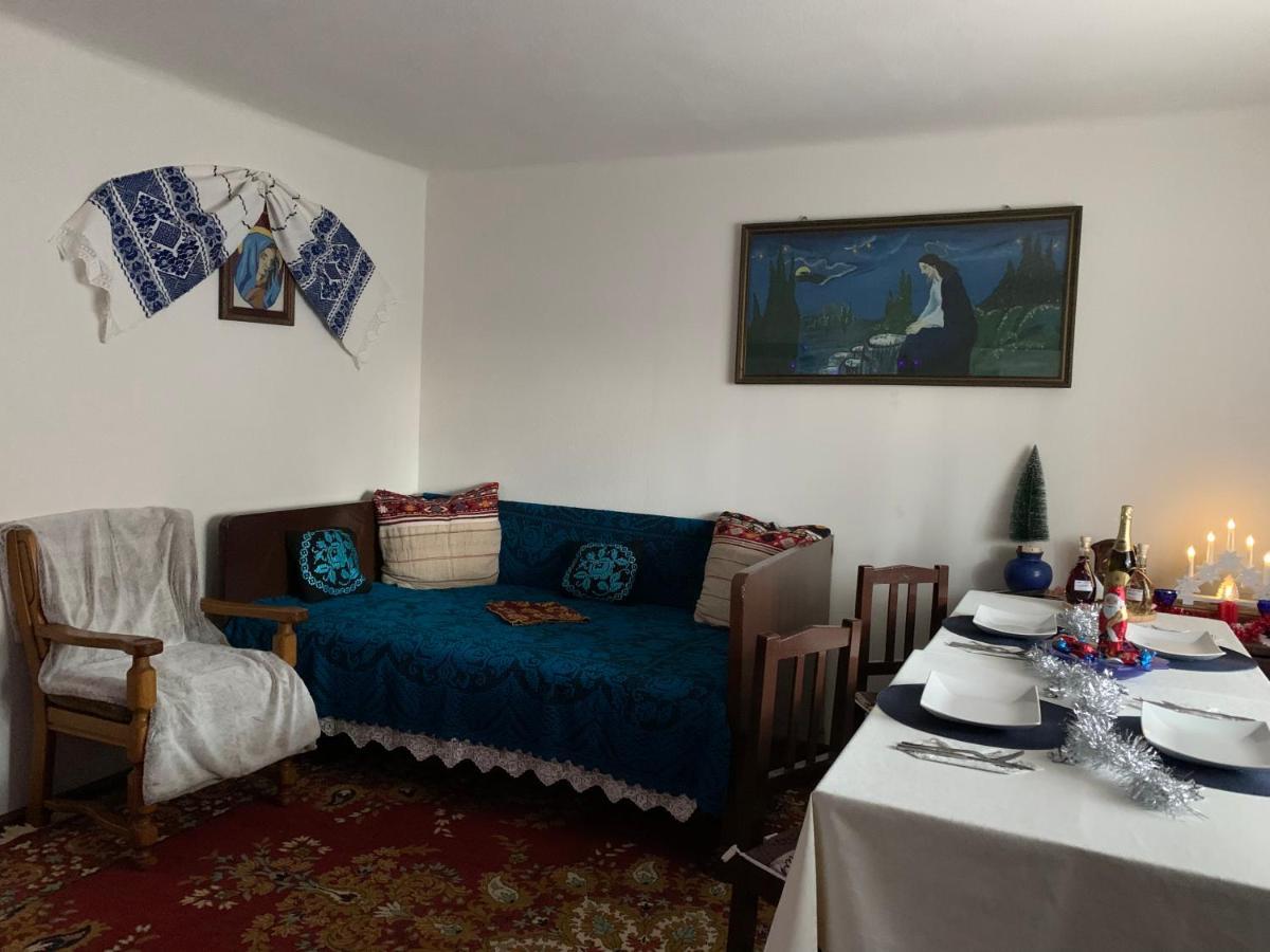 Villa Casa Lui Mosu Alba Iulia Esterno foto