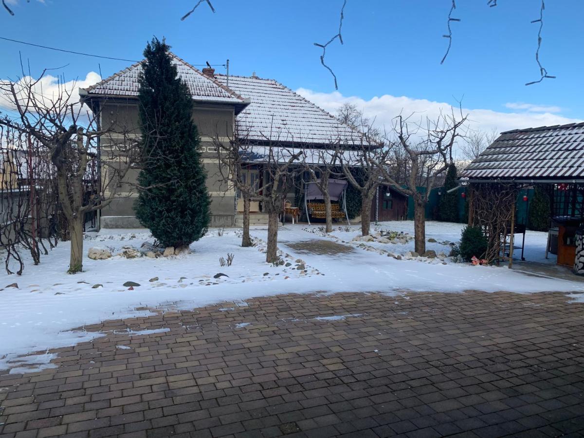 Villa Casa Lui Mosu Alba Iulia Esterno foto